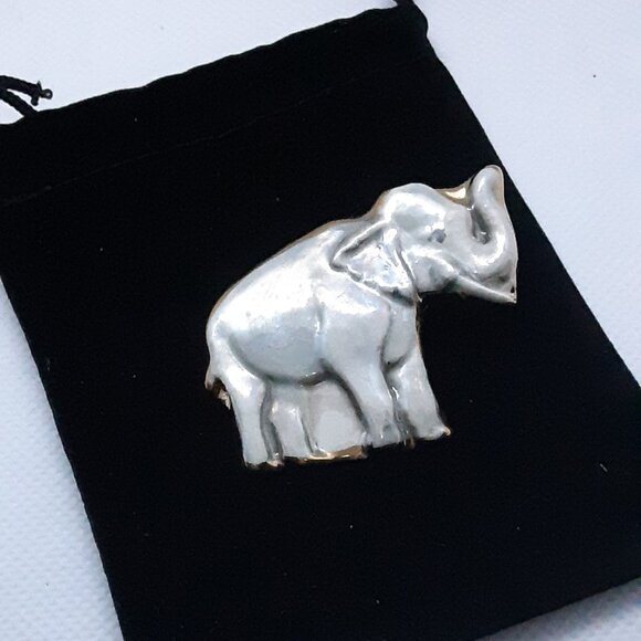 NEW Prosperity ceramic elephant pin trimmed in 22kt gold - Picture 10 of 11